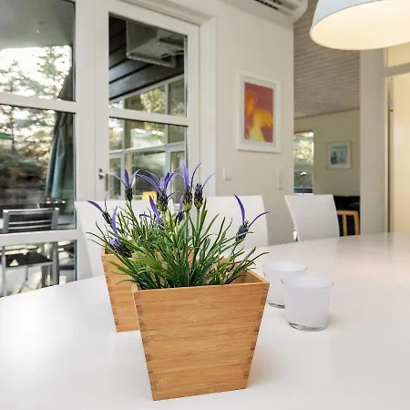 8 Person In Tatil Evi